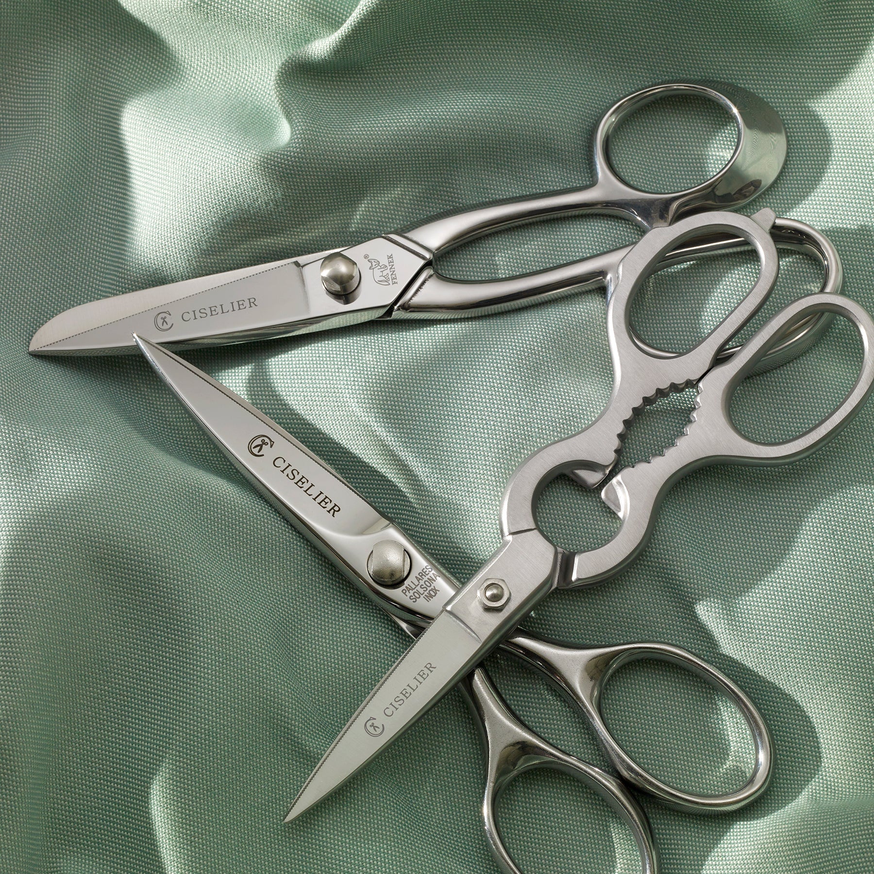 How to Use Kitchen Scissors: Prepping Fish - Ciselier Company